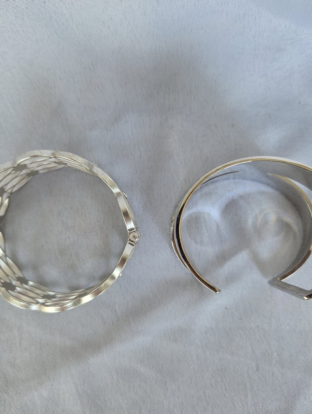 Set of 2 Silver Tone Statement Cuff Bracelets –Rhinestone Openwork & Modern Wide - Picture 3 of 13